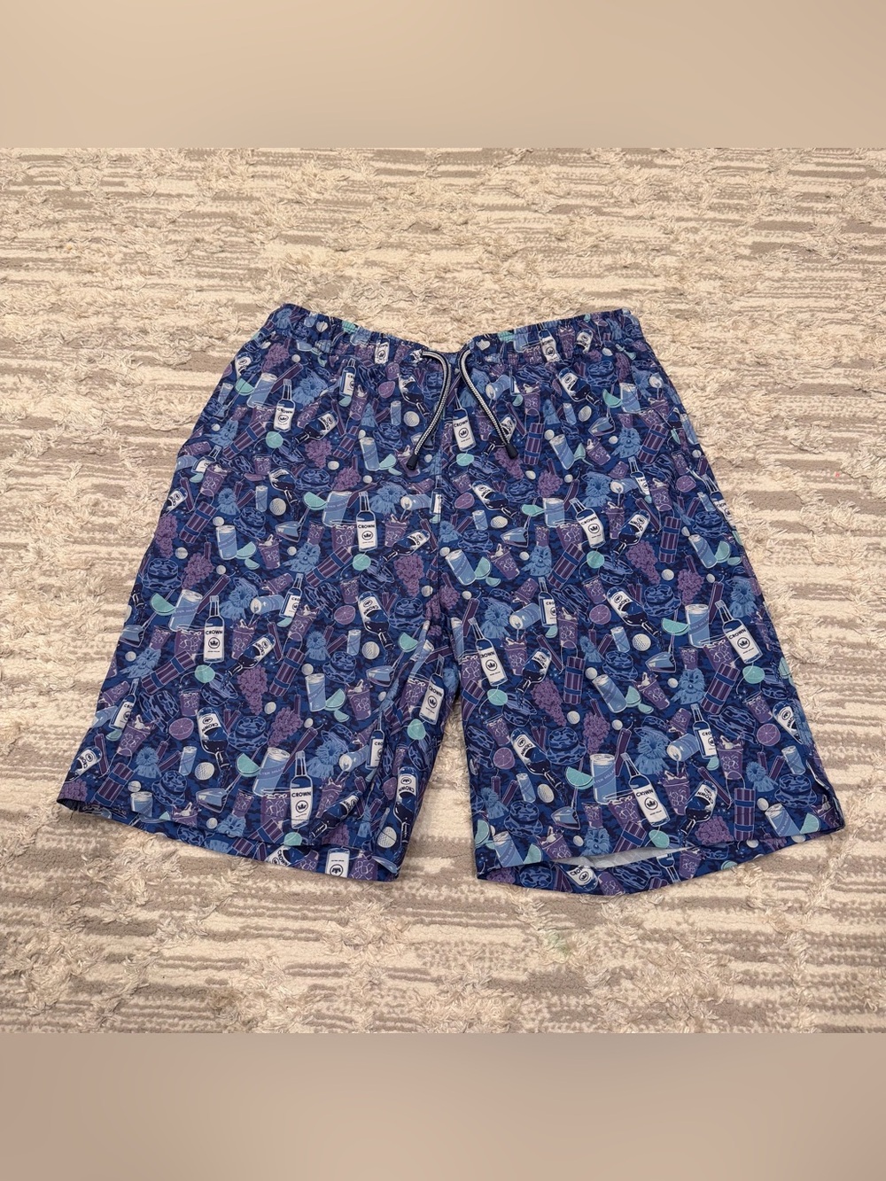 Peter Millar Seaside Trunks Shorts Lined Men’s Medium Crown Wine Beer Golf Drink